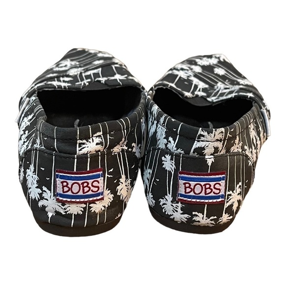 Skechers BOB Black & White Palm Tree Memory Foam Slip on Shoes - Picture 1 of 10